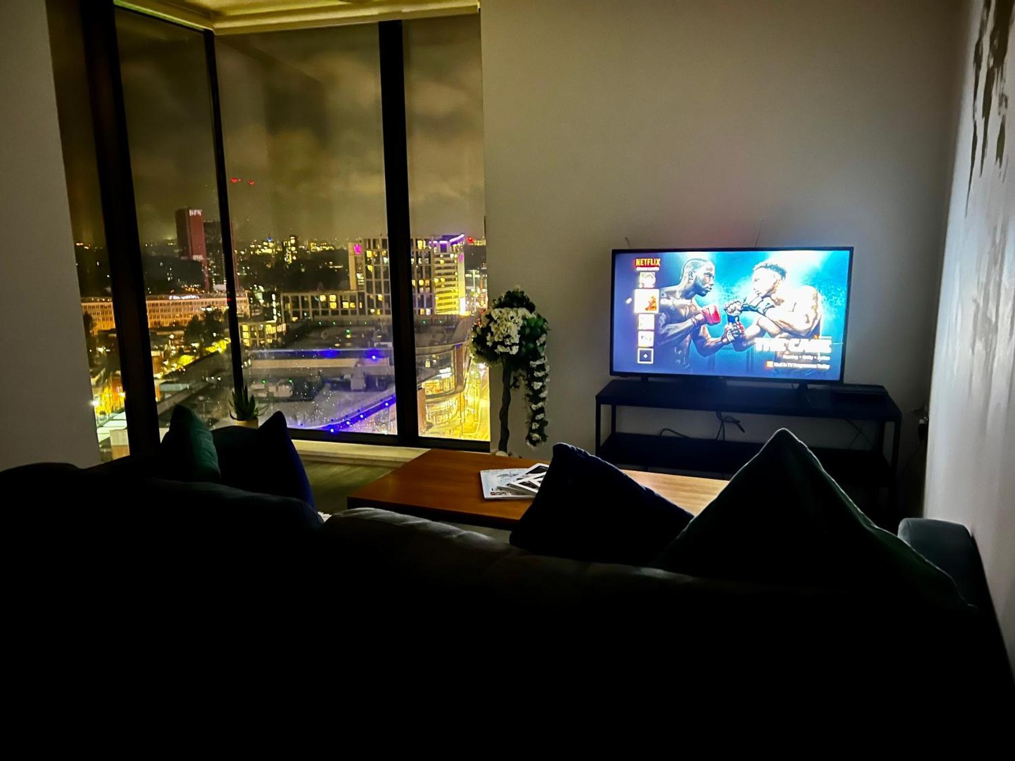 Premium Deals L Last-Minute Stay L 4 Min Walk To Birmingham Central Library L 18Th Floor 2 Bed 2 Bath City Centre Penthouse With Gym & Netflix By Jvt Short Lets Zewnętrze zdjęcie