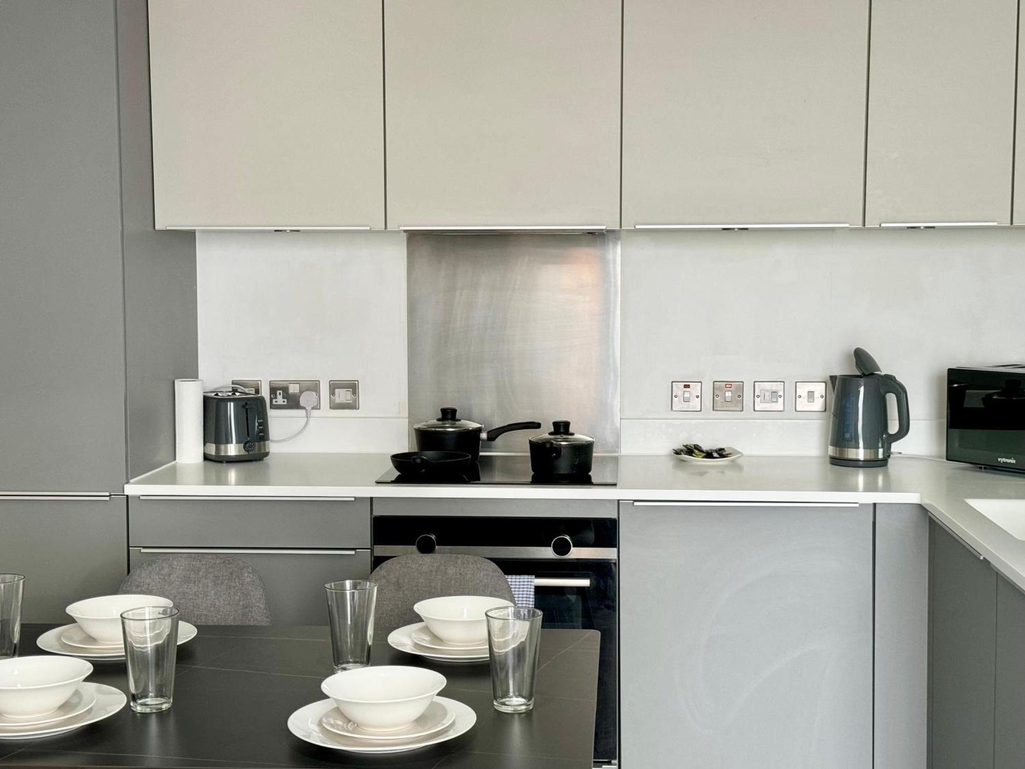 Premium Deals L Last-Minute Stay L 4 Min Walk To Birmingham Central Library L 18Th Floor 2 Bed 2 Bath City Centre Penthouse With Gym & Netflix By Jvt Short Lets Zewnętrze zdjęcie