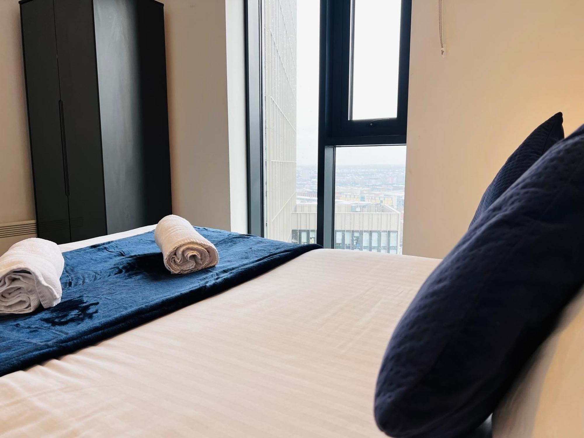 Premium Deals L Last-Minute Stay L 4 Min Walk To Birmingham Central Library L 18Th Floor 2 Bed 2 Bath City Centre Penthouse With Gym & Netflix By Jvt Short Lets Zewnętrze zdjęcie